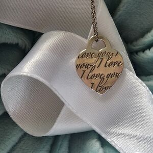 Elegant Silver Heart Pendant Necklace